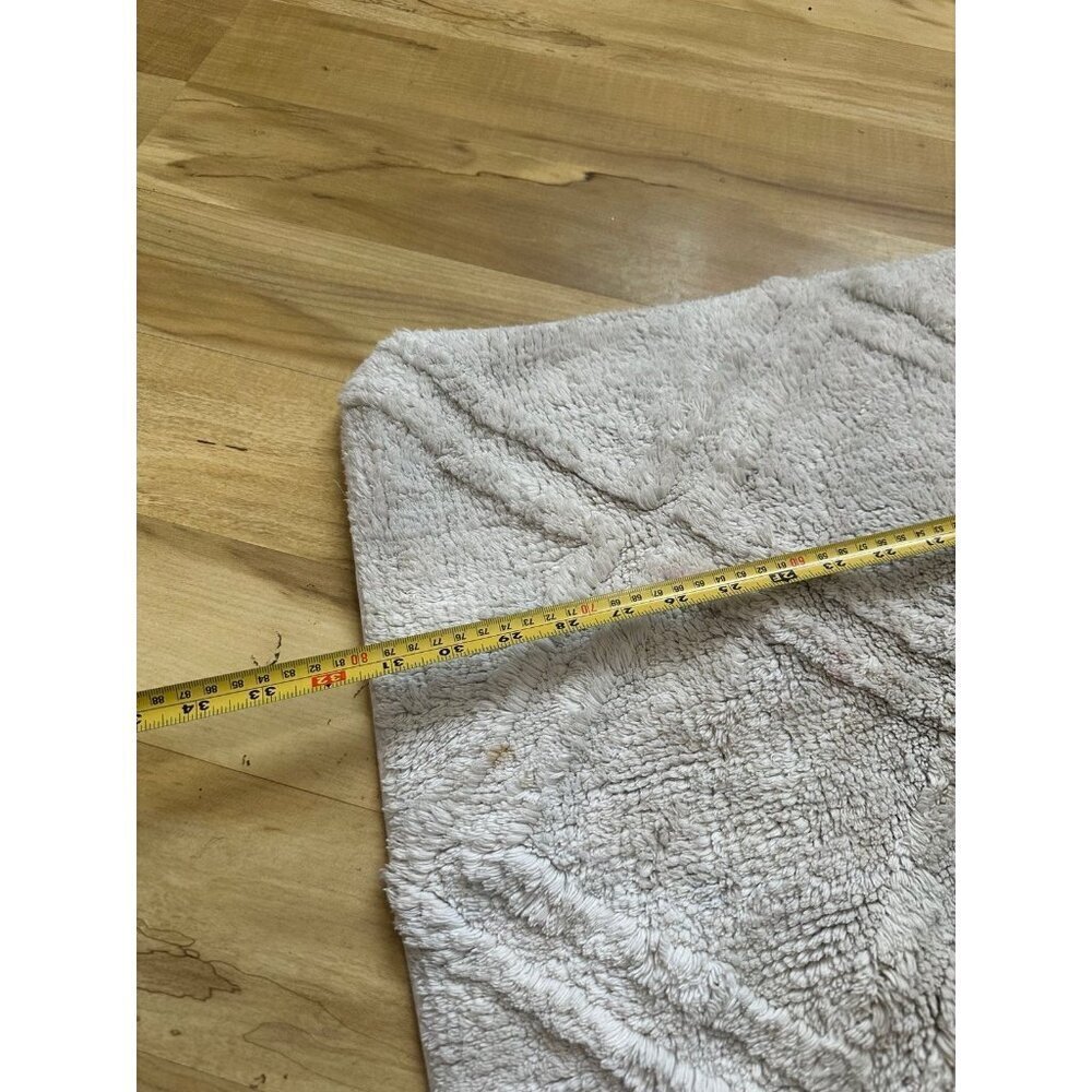 Plush Diamond Pattern Bath Mat - Picture 6 of 12